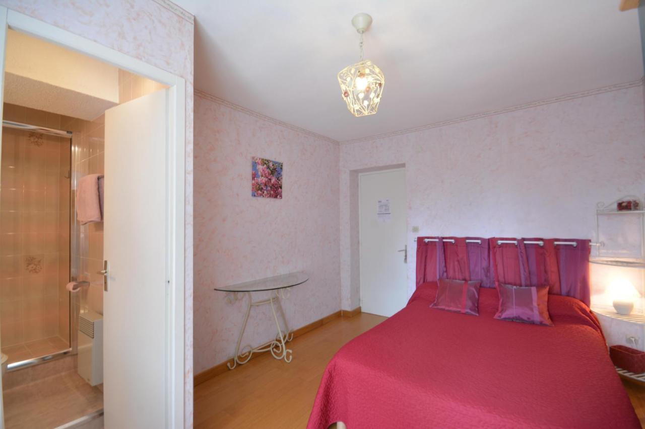 Chambre D'Hotes Au Vieux Chene Grillon Zewnętrze zdjęcie